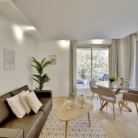 Le Bienheureux Beau T2 En Plein Centre Avec Grande Terrasse Apartment